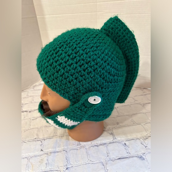 SIR KNIGHT HELMET GREEN AND WHITE CROCHET HAT - Picture 9 of 10